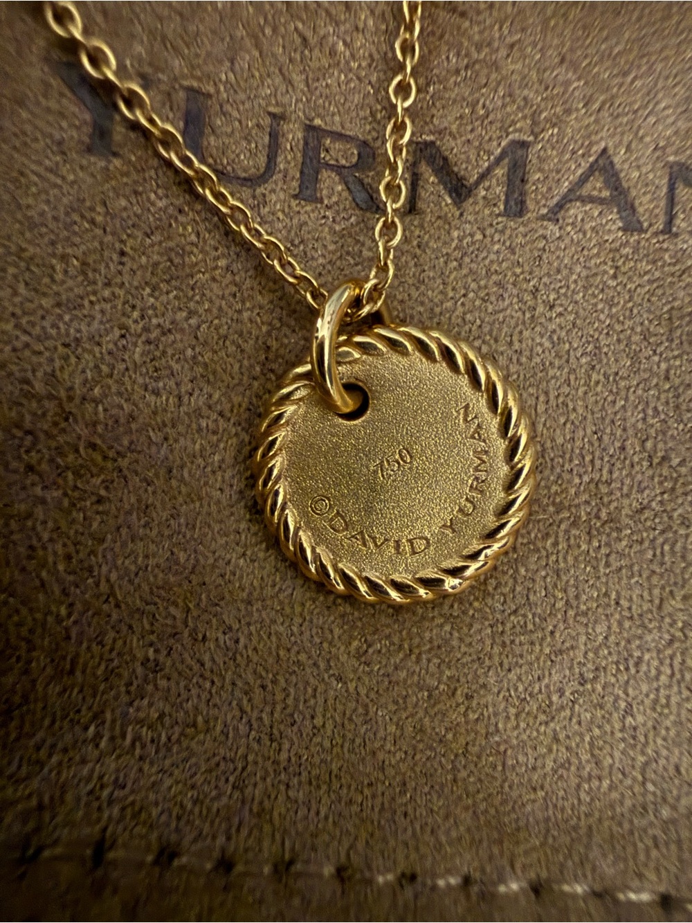 David Yurman 18K 'A' Initial Charm Necklace - Picture 2 of 6